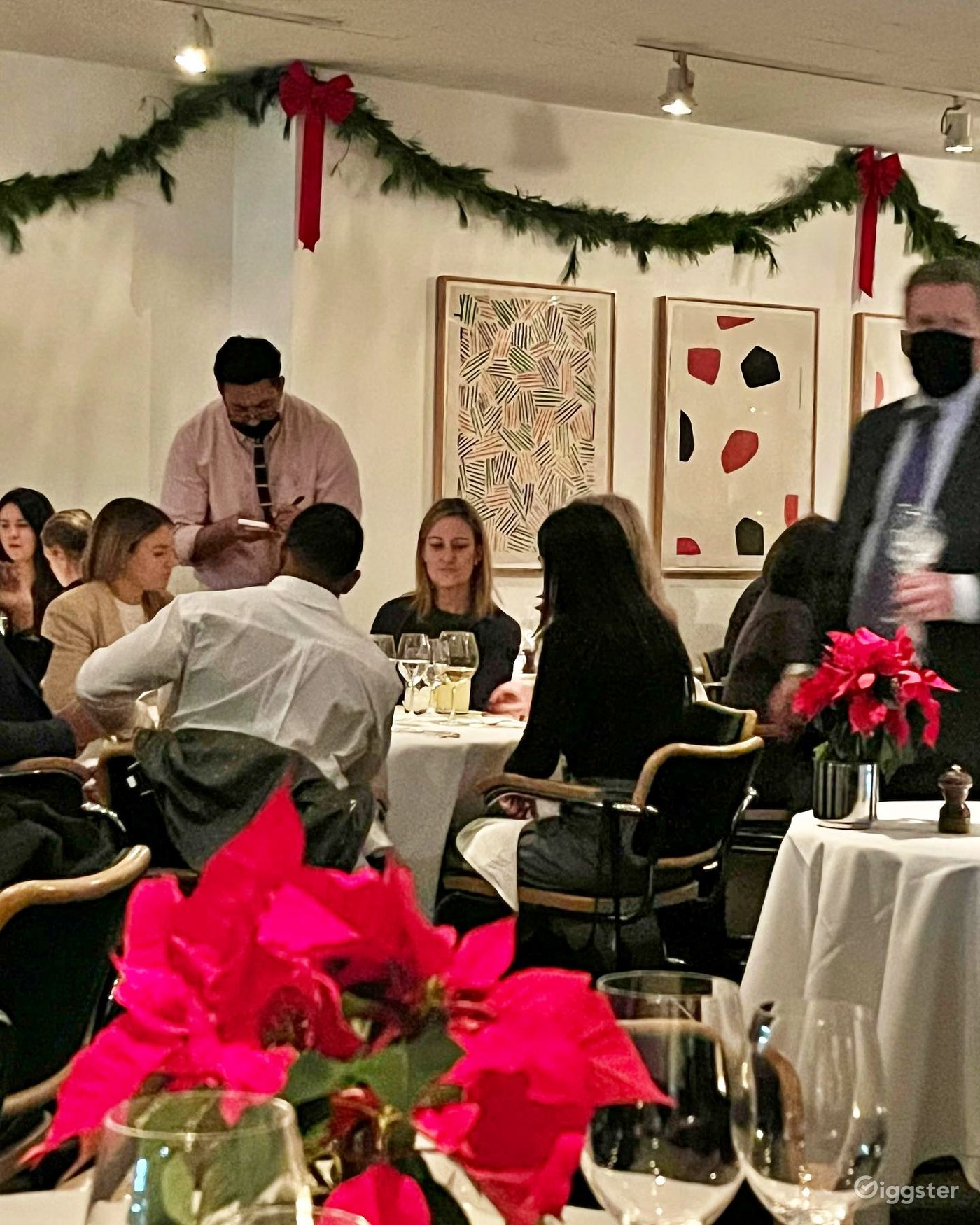 Private Room with Bar Rent this location on Giggster