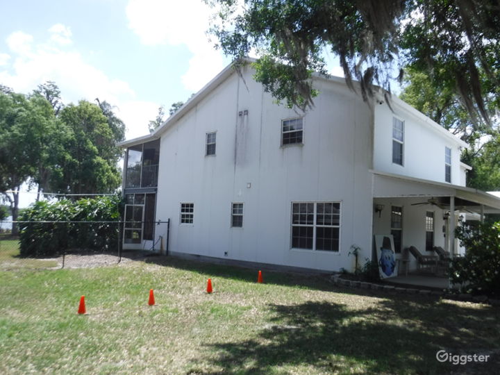 Beautiful lakefront property Rent this location on Giggster