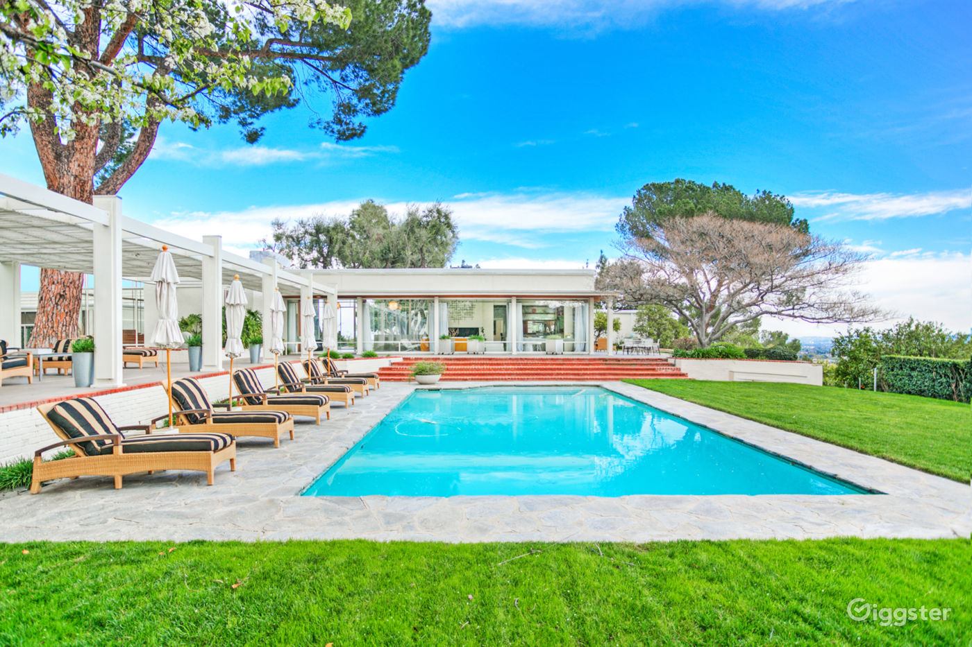 Party Houses to Rent Near Me Options