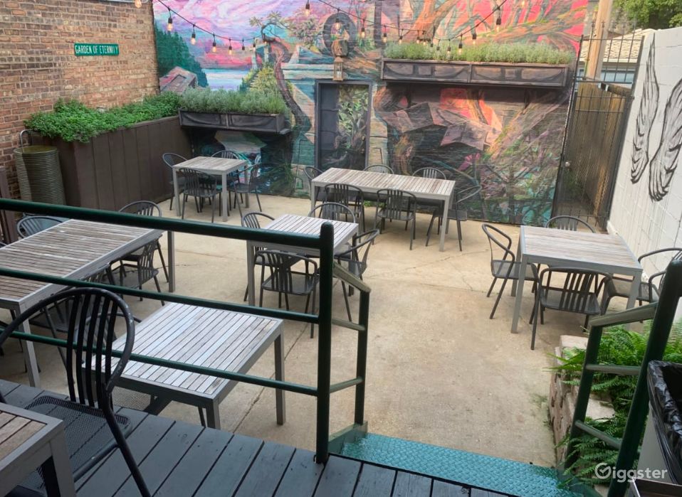Lincoln Park Hidden Oasis Patio and Cafe Rent this location on Giggster