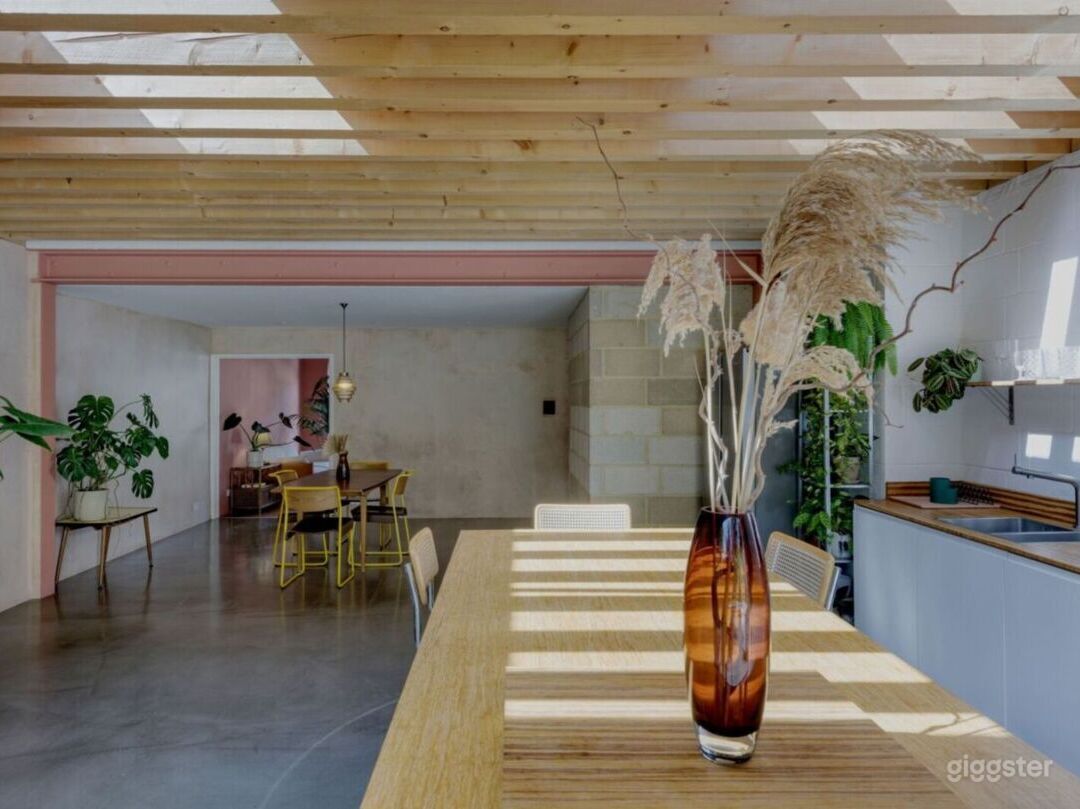 Architect-Designed House in East London Photo 2