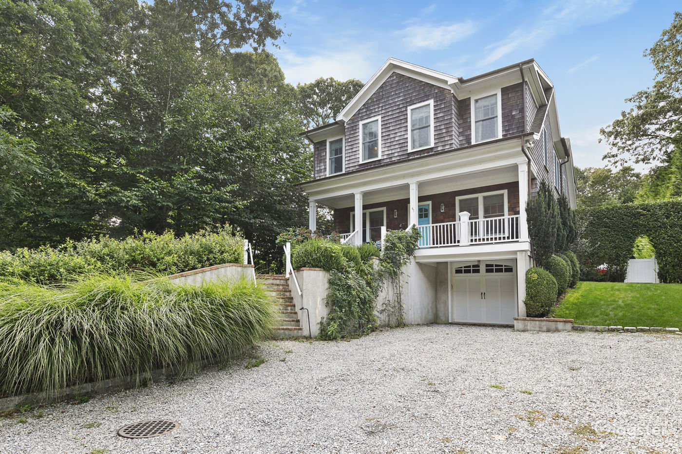 Classic and Cheery Hamptons Beach House Rent this location on Giggster