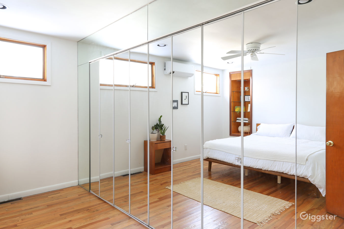 Beautiful Midcentury Modern house in Hurleyville Rent this location