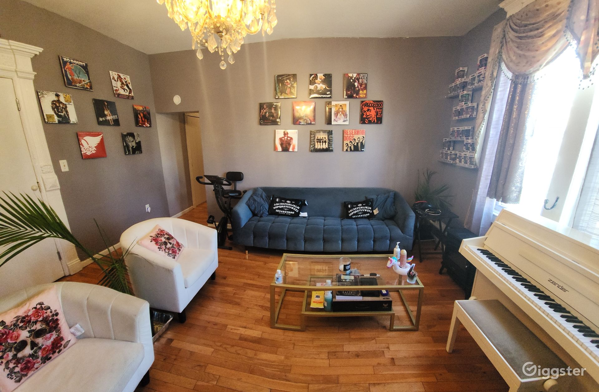 Jersey City Eclectic Living Room Rent this location on Giggster