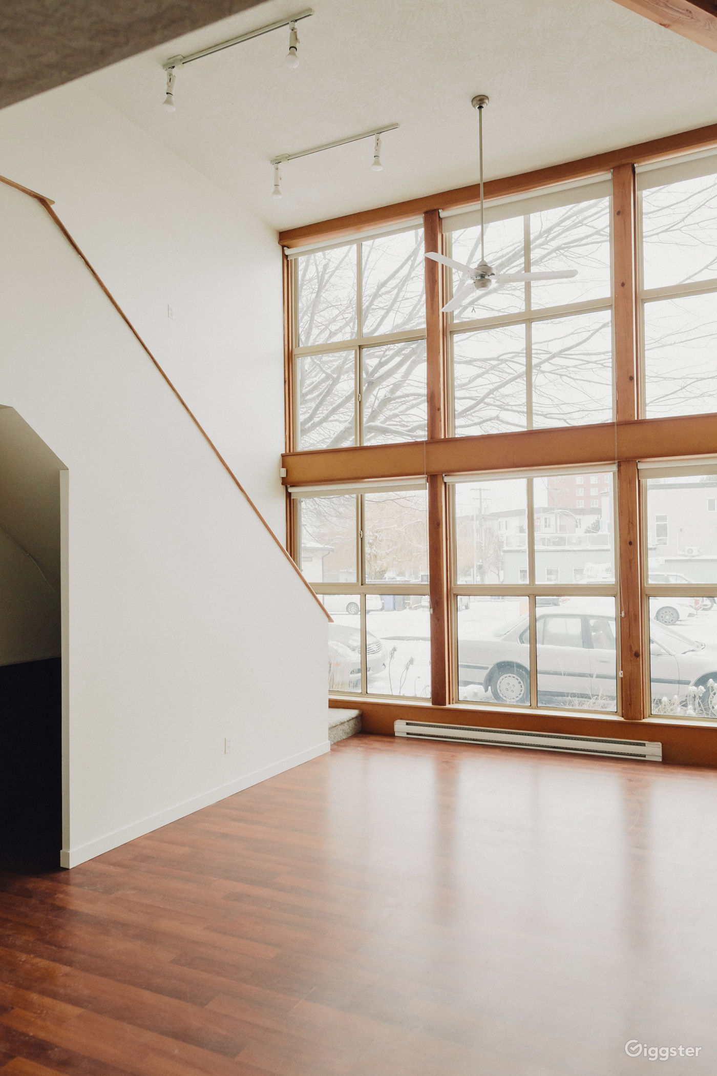 Natural Light Photo Studio And Gallery Rent this location on Giggster