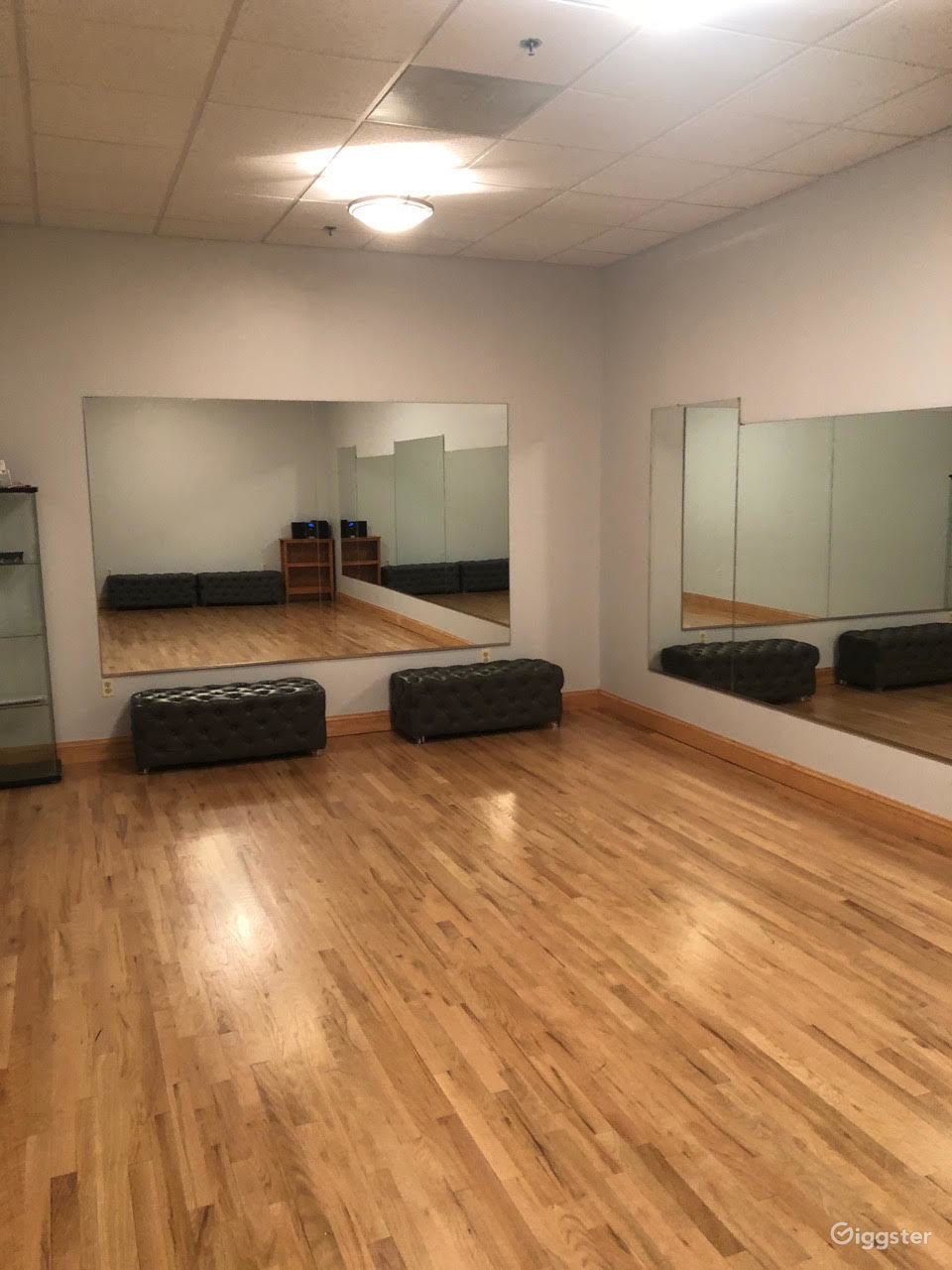 Dance Studio C Rent this location on Giggster