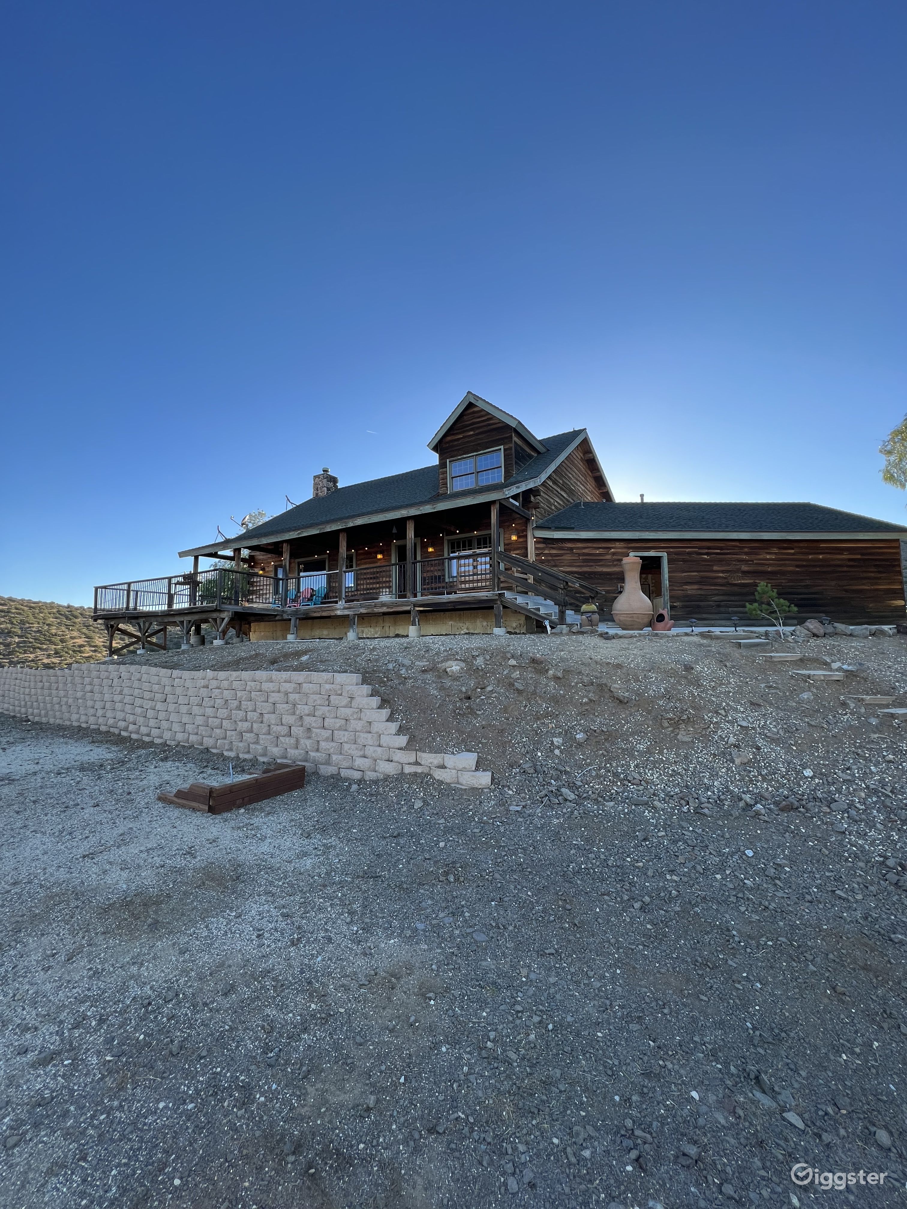 Murillo Cabin Rent this location on Giggster