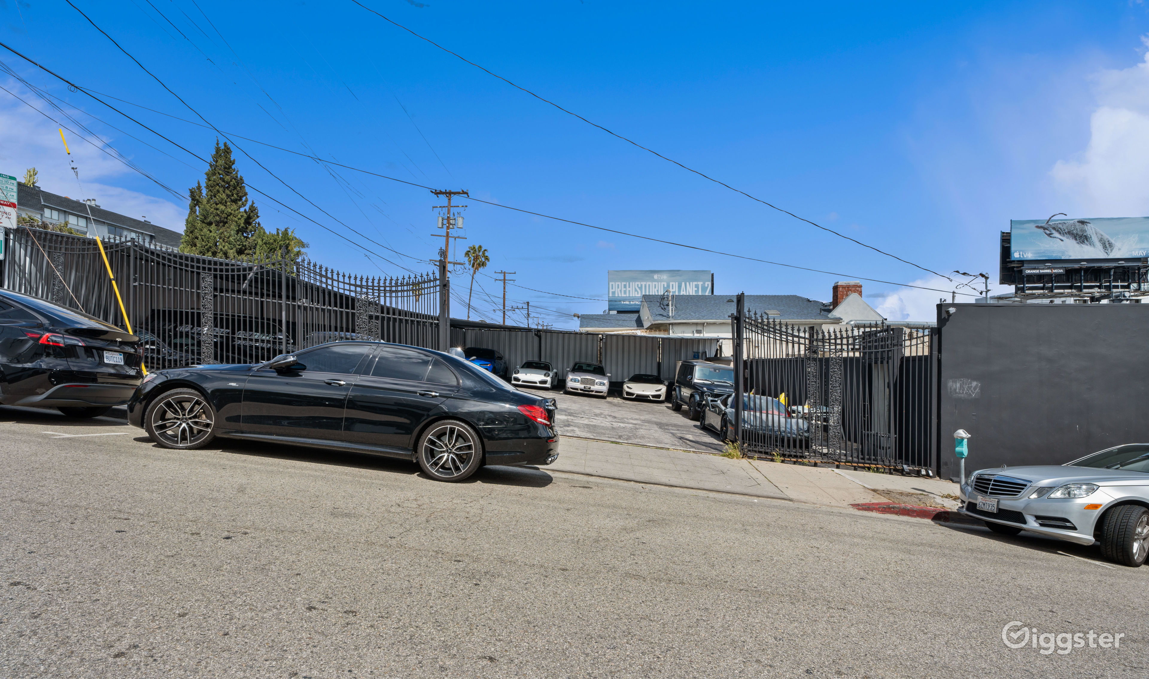 HOLLYWOOD EXOTIC CAR DEALERSHIP Rent this location on Giggster