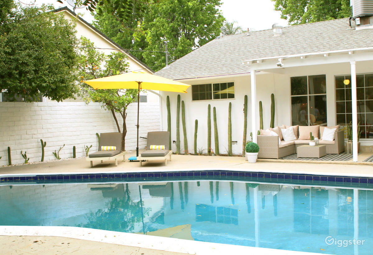 The Flamingo House Rent this location on Giggster