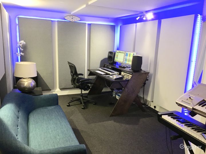 Boutique London Recording Studio Rent this location on Giggster