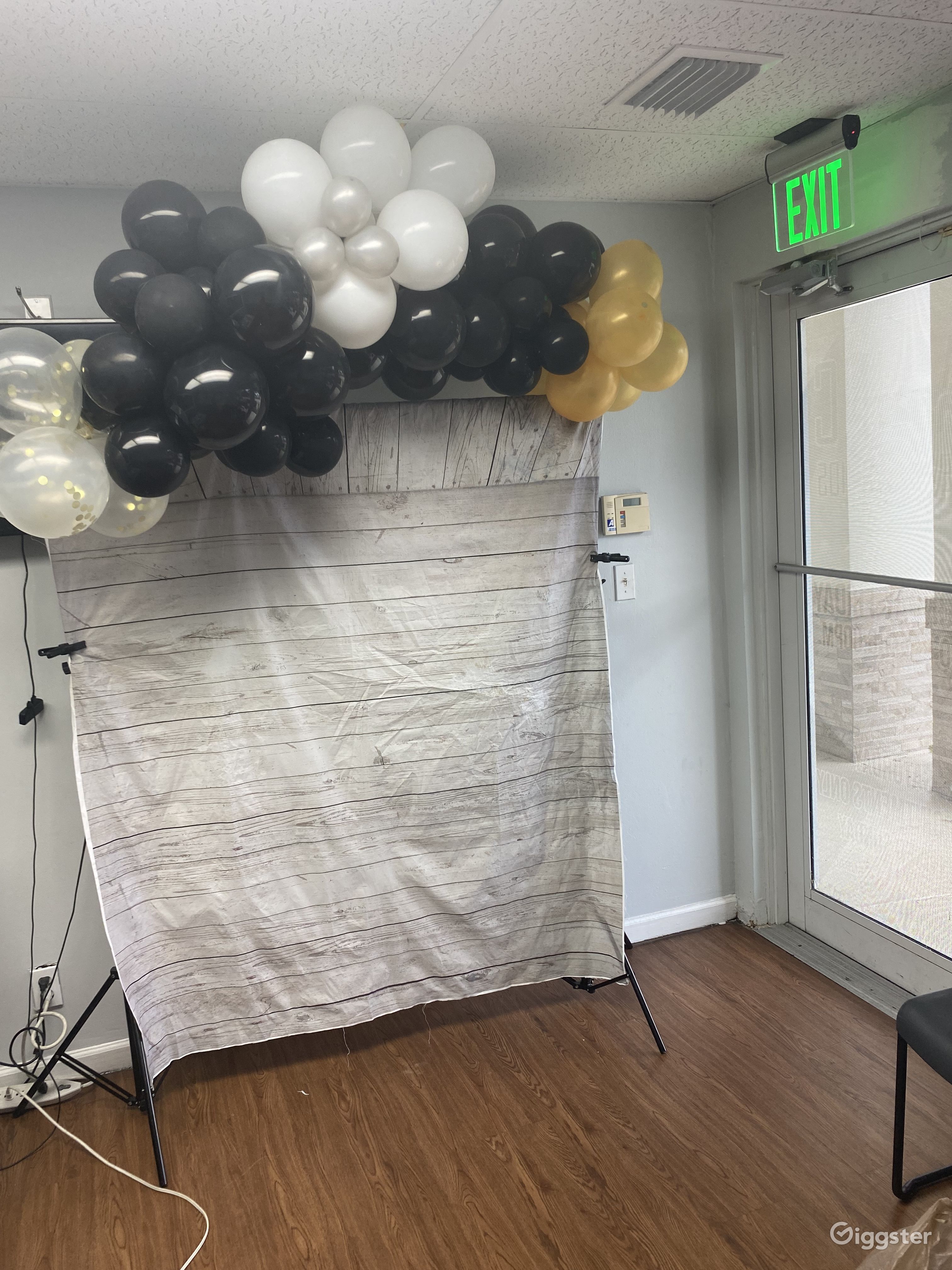 Luxury photo studio Rent this location on Giggster