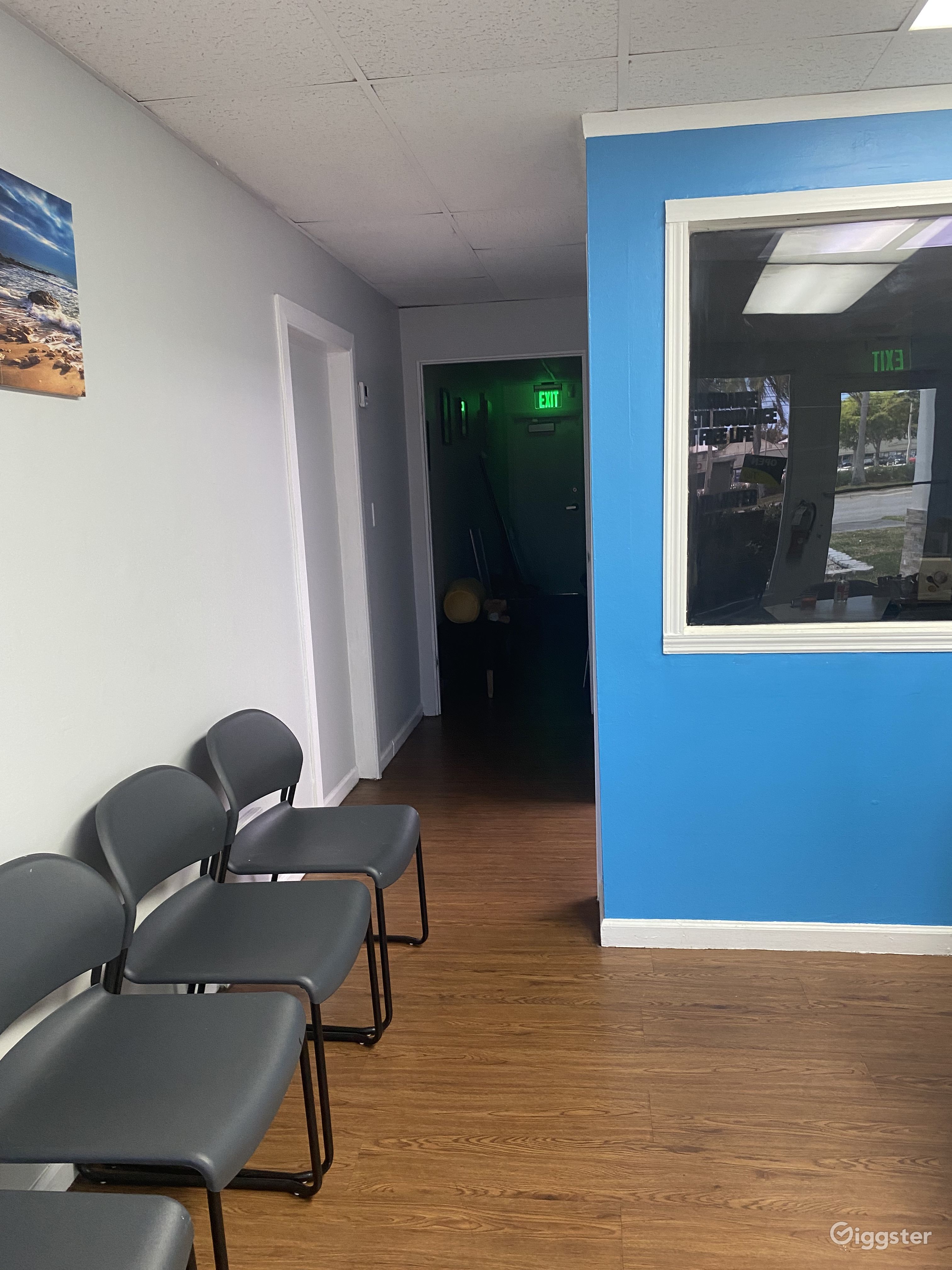 Luxury photo studio Rent this location on Giggster