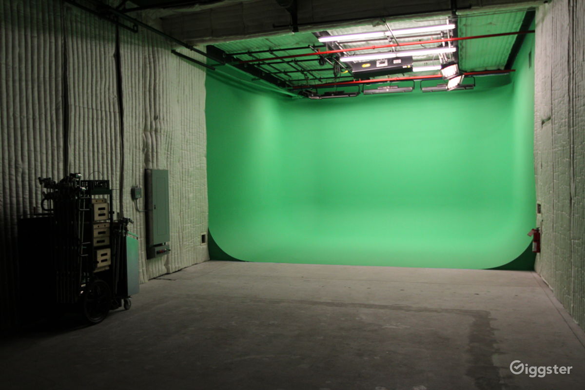 Flexible Burbank Area Sound Stages Stage 2 Rent this location on
