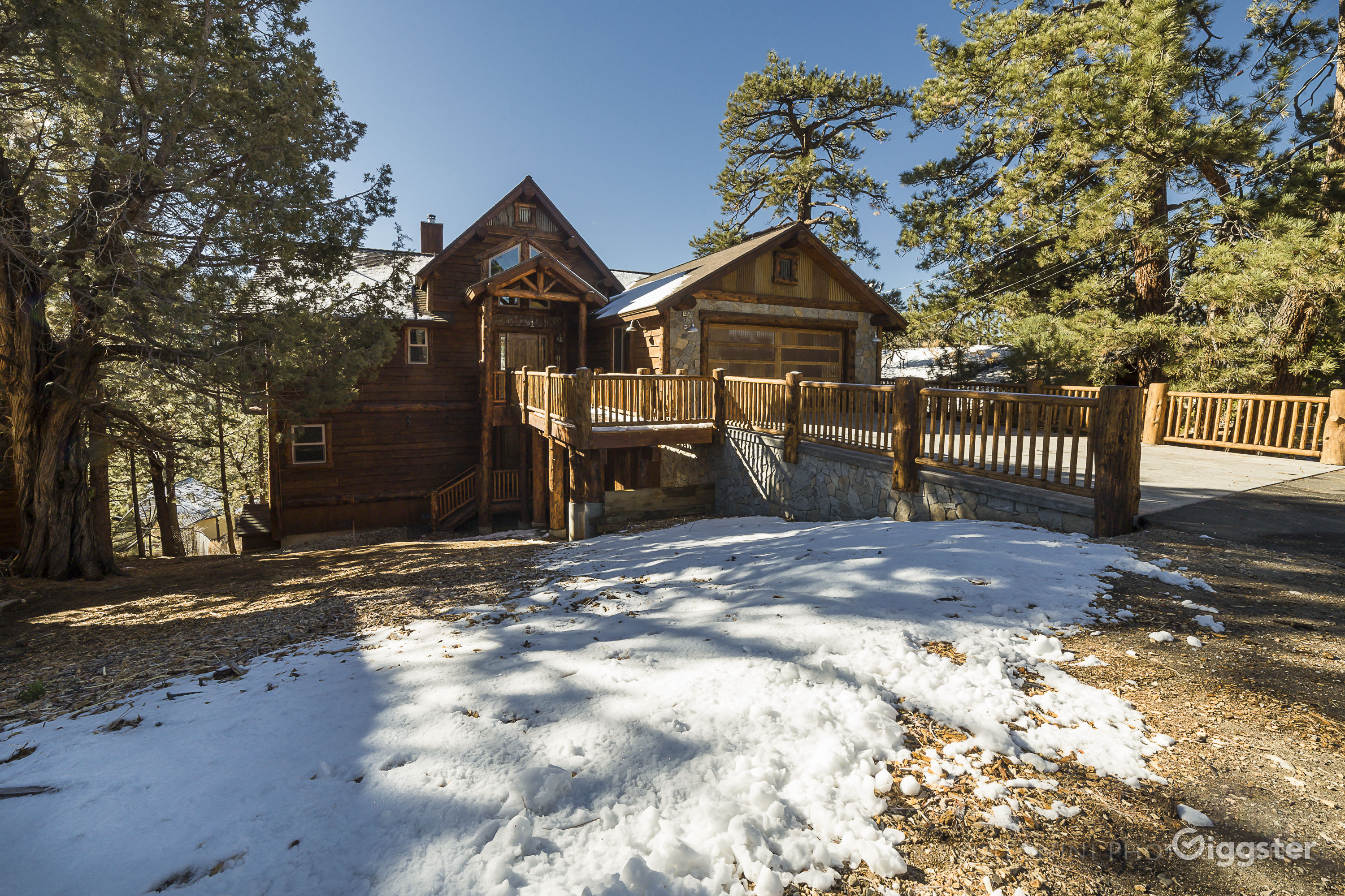 Luxury Log Mansion In Big Bear Rent this location on Giggster