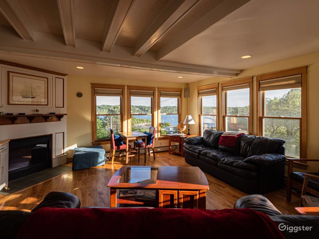 Gas fireplace and ocean views main sitting area