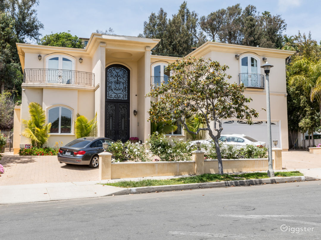 Brentwood Polo Mansion Rent this location on Giggster