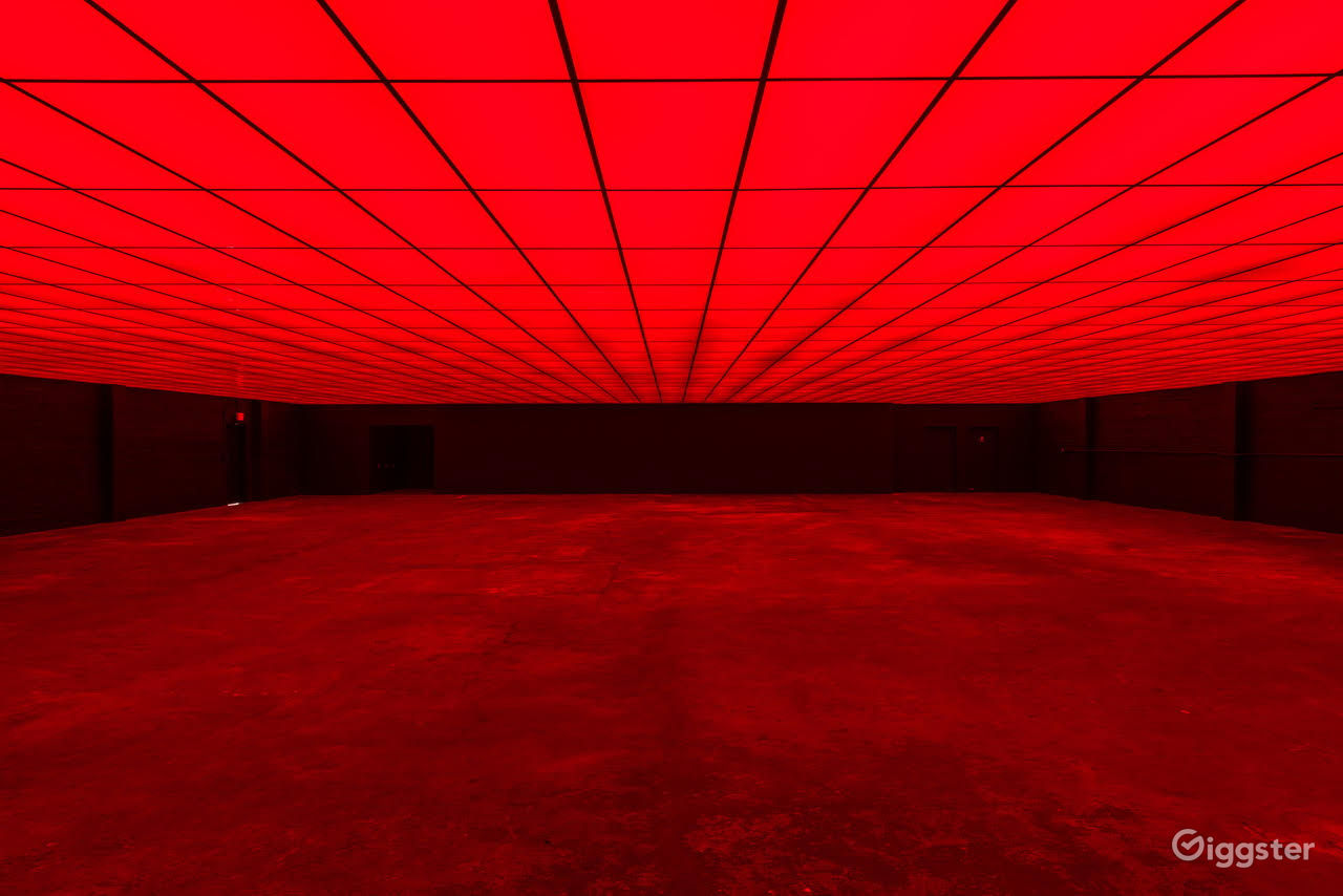 Light Box Garage Rent this location on Giggster