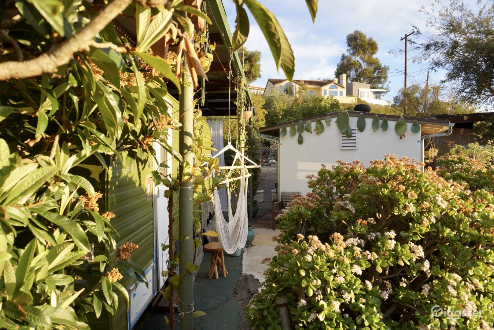 Malibu Gardens and Bungalow Rent this location on Giggster