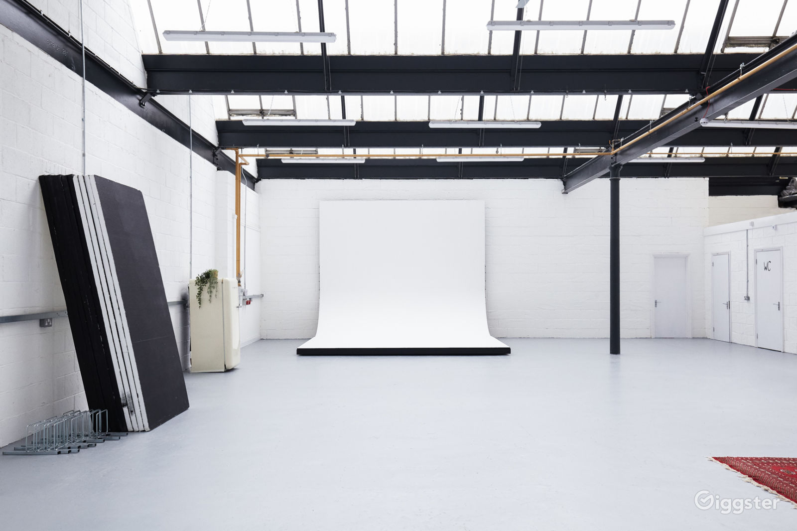 The BEST 10 Photo Shoot locations near me | Giggster