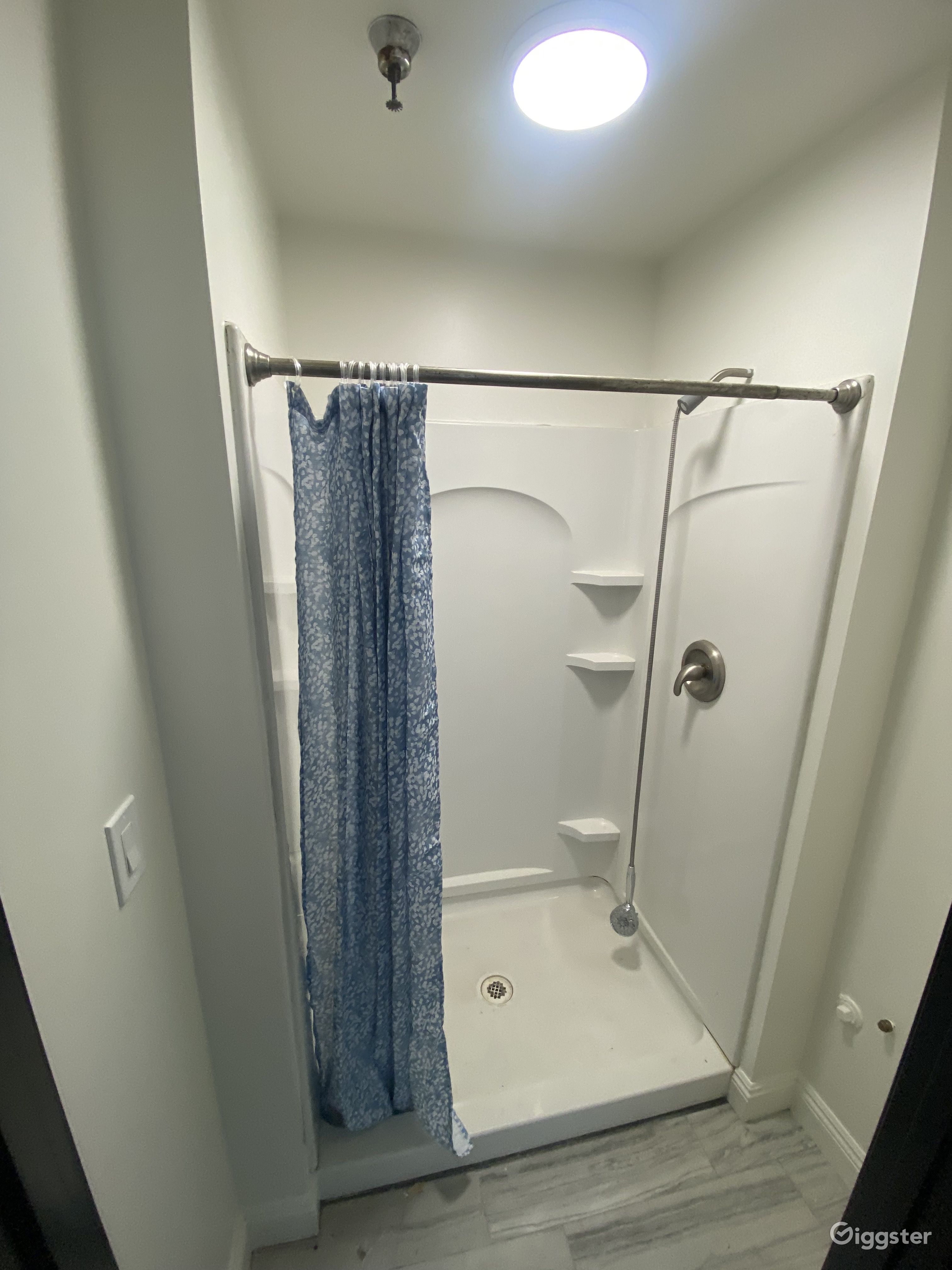 Private Offices in Industrial Building Rent this location on Giggster