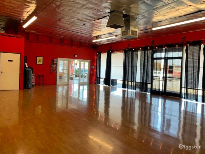Warehouse Dance Studio w/ Brick Walls, Wood Floors Rent this location