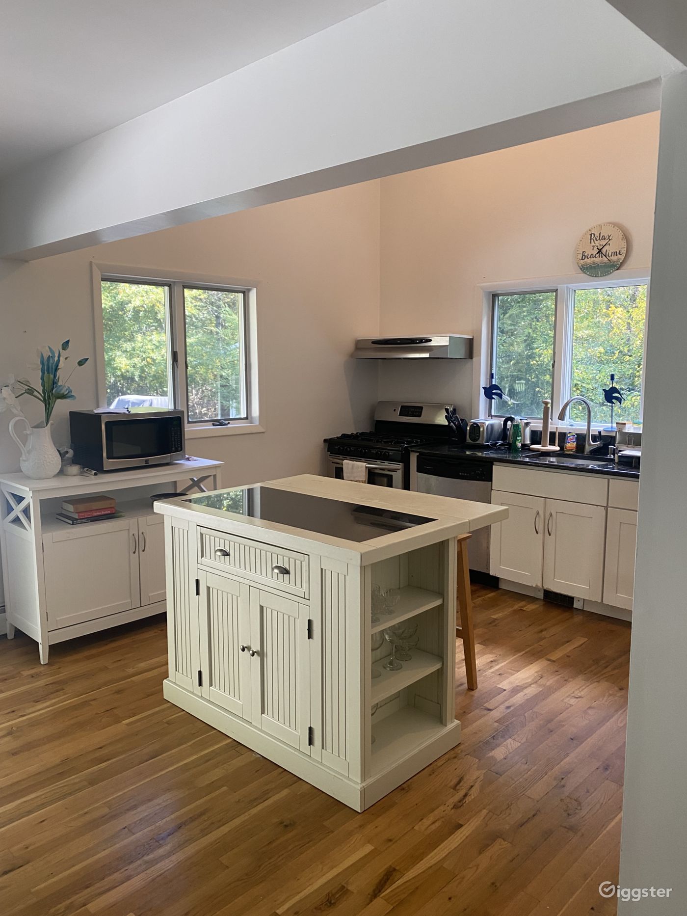 In the woods Hampton Home Rent this location on Giggster