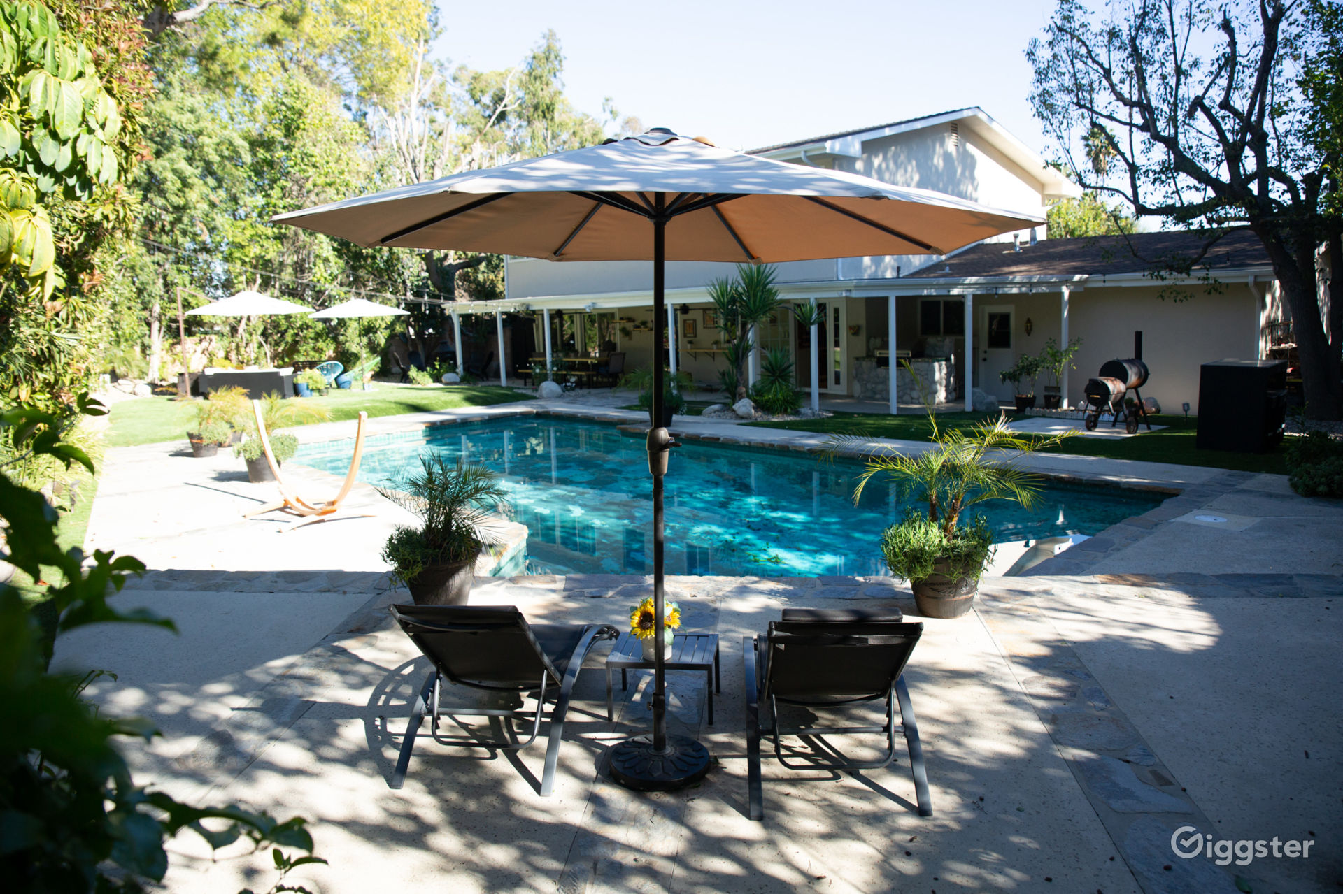 Woodland Hills ranch style home with amazing yard! Rent this location