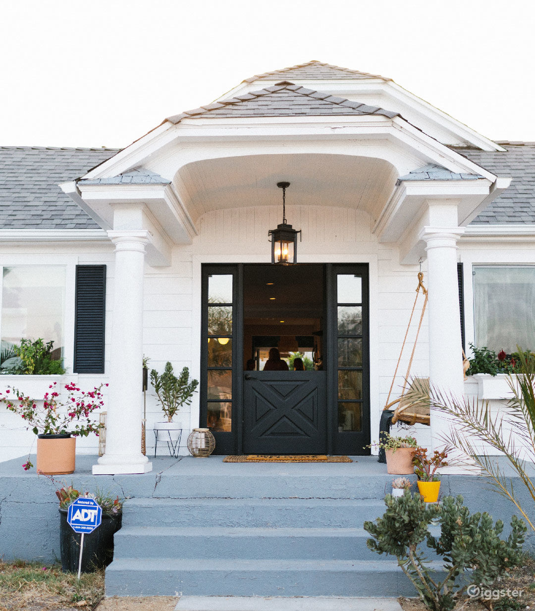 Modern farmhouse bungalow | Rent this location on Giggster