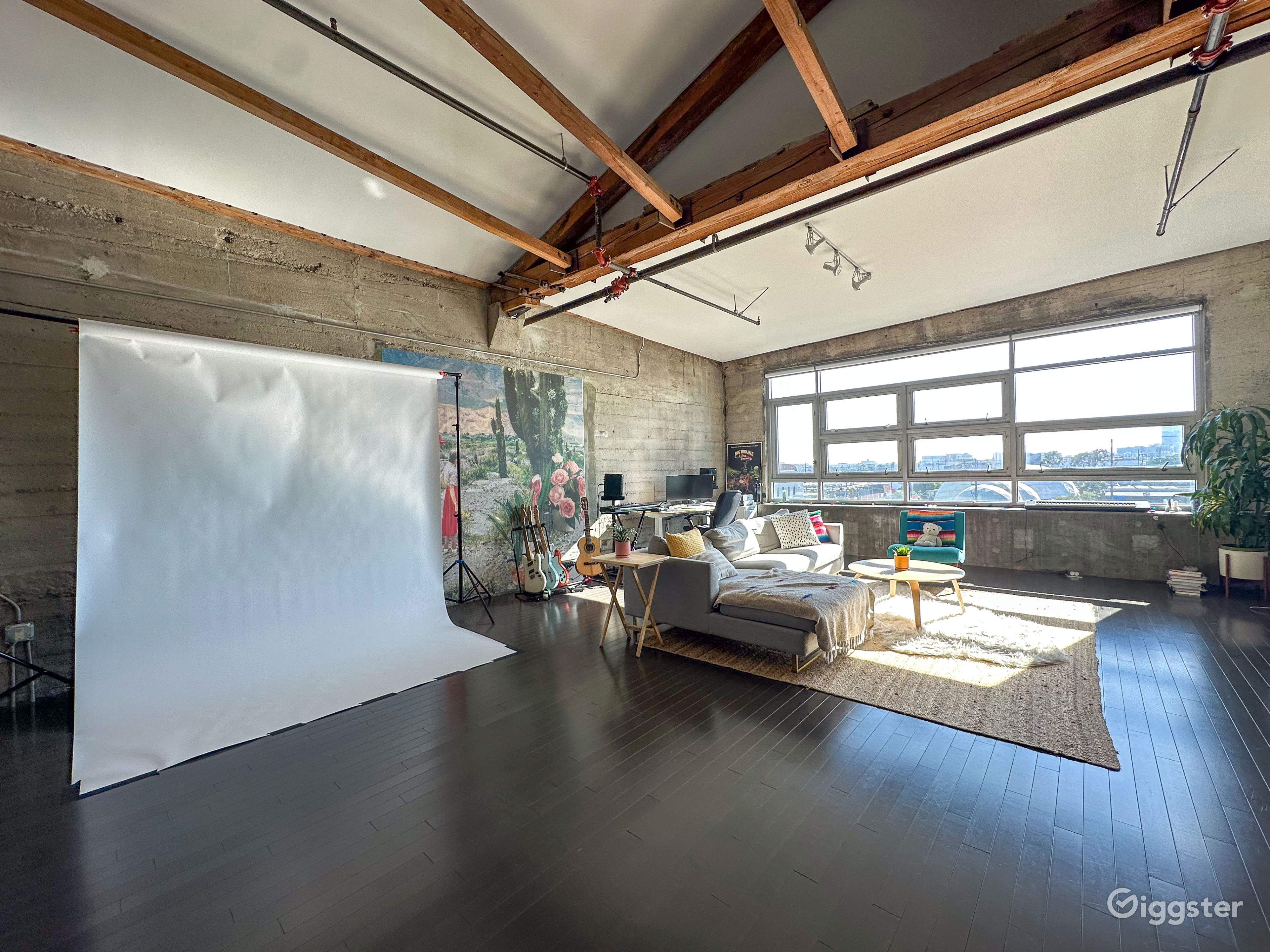 INDUSTRIAL ZEN LOFT STUDIO LOTS OF NATURAL LIGHT Rent this location on Giggster