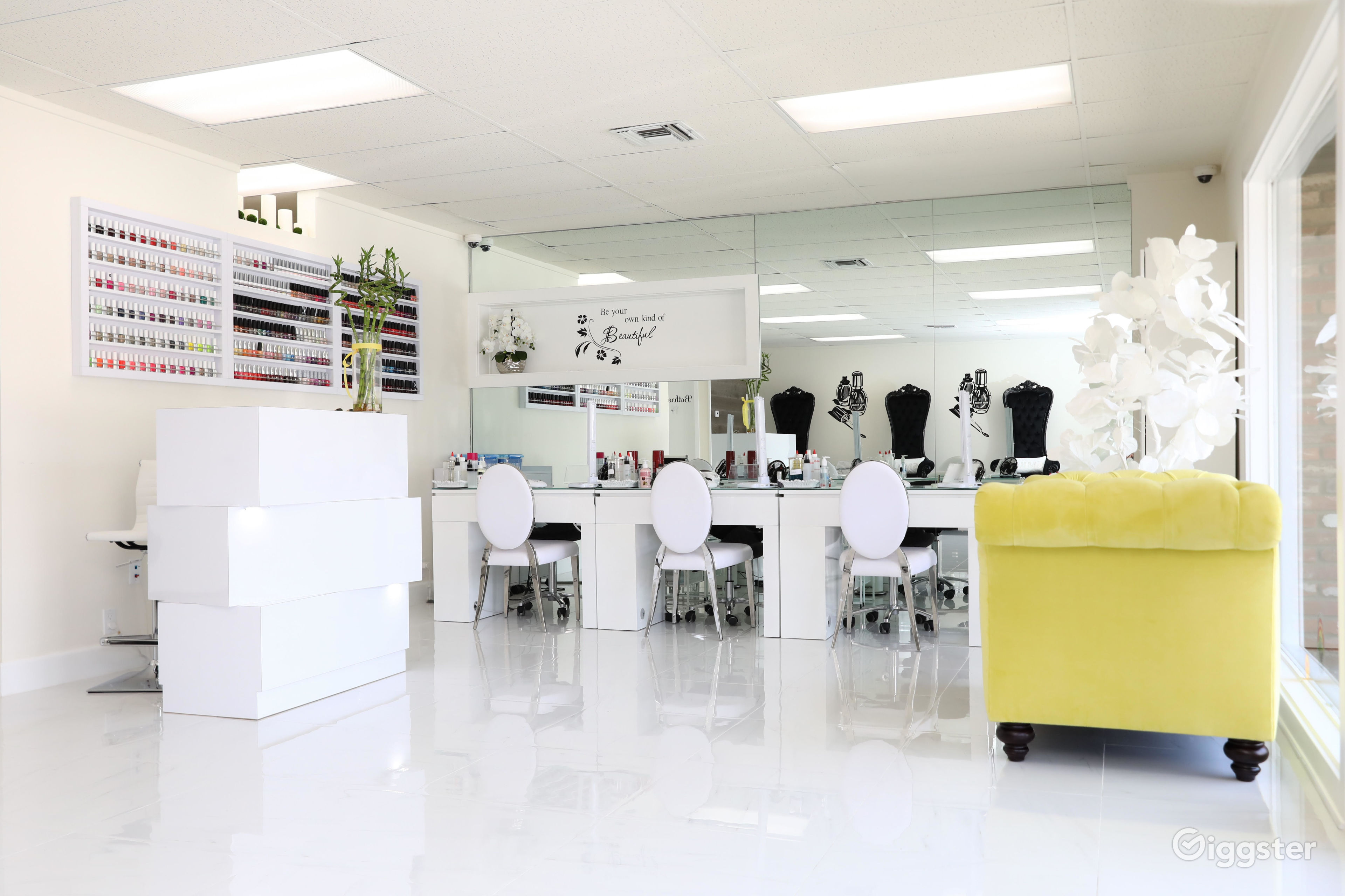Modern Nail Salon Rent this location on Giggster