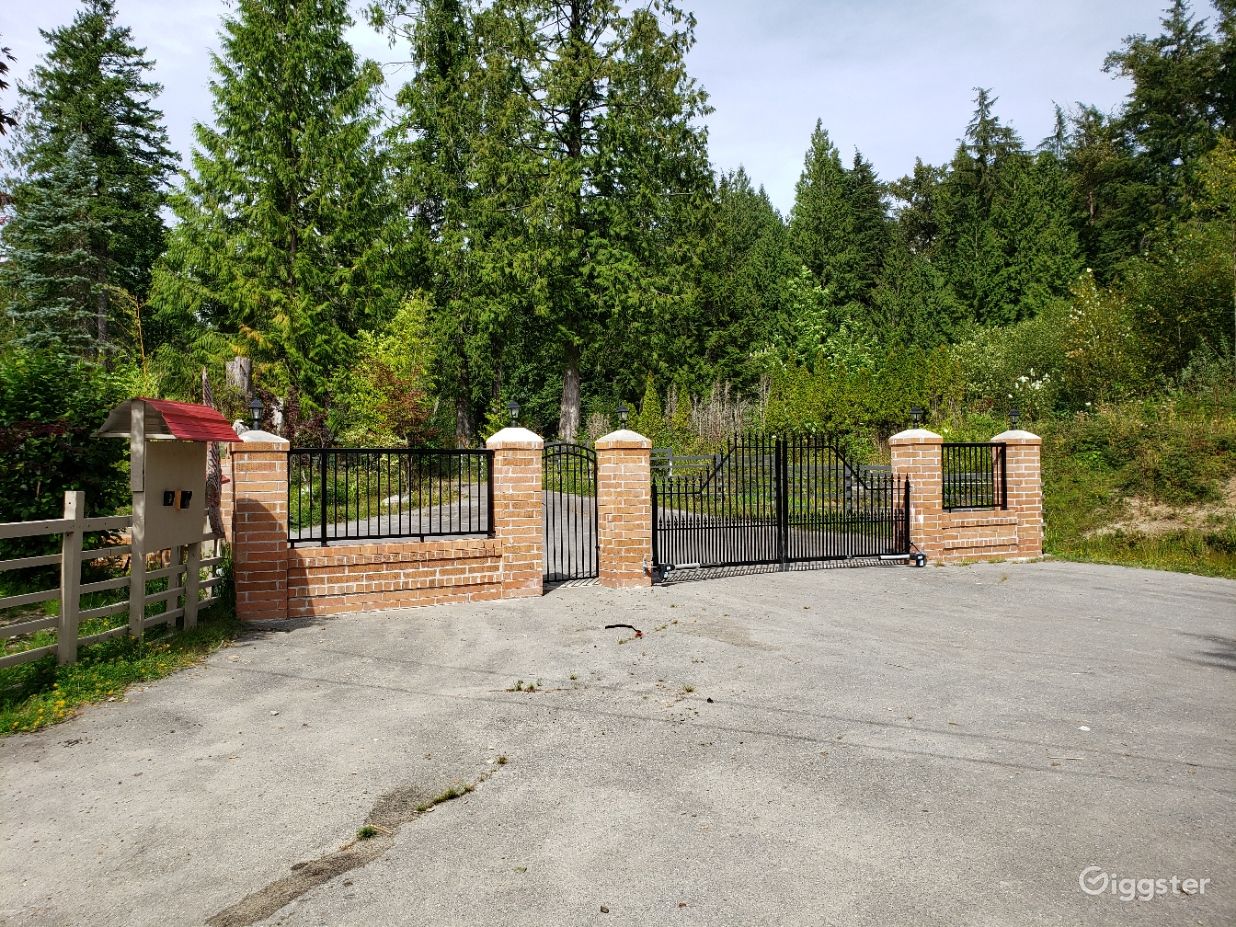 Acreage With Ponds Bridges And Creeks Rent this location on Giggster