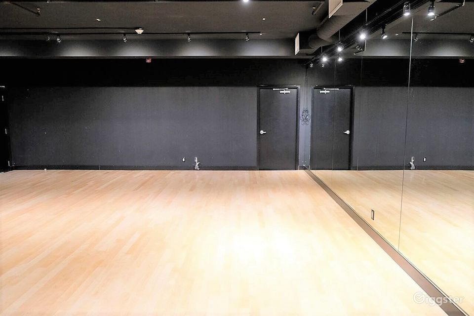 Dark Room Dance Studio Rent this location on Giggster