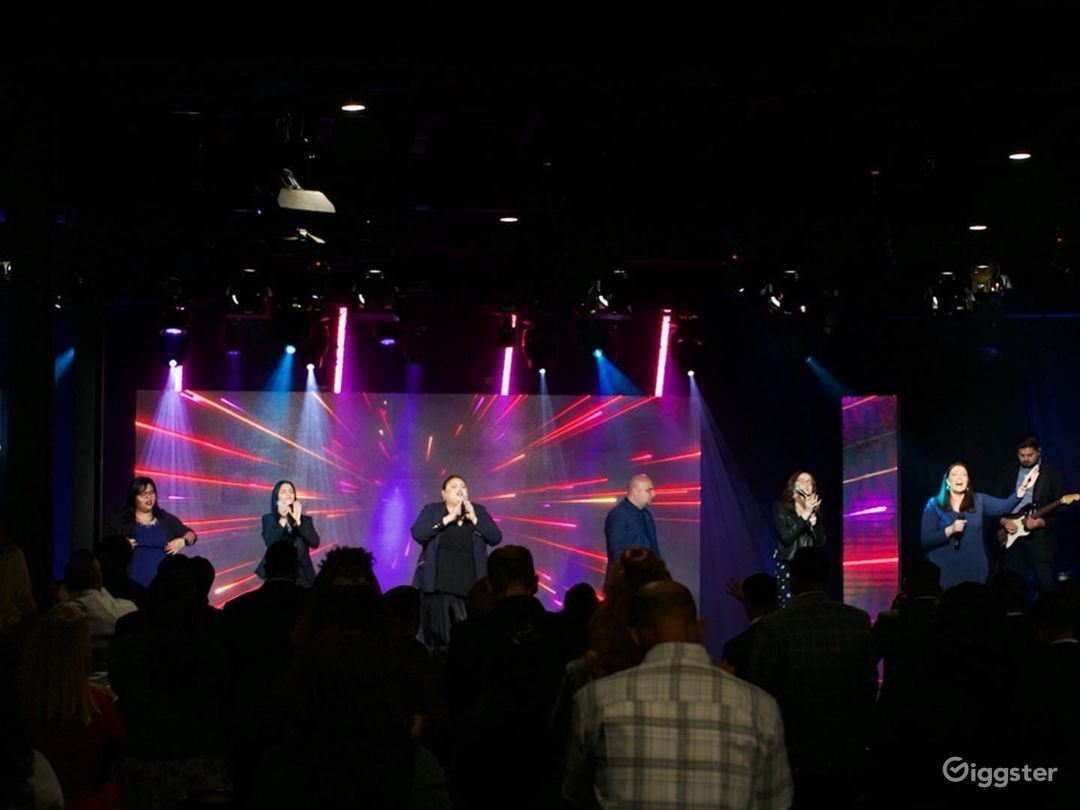 UPTOWN GREENLEAF STUDIO Rent this location on Giggster