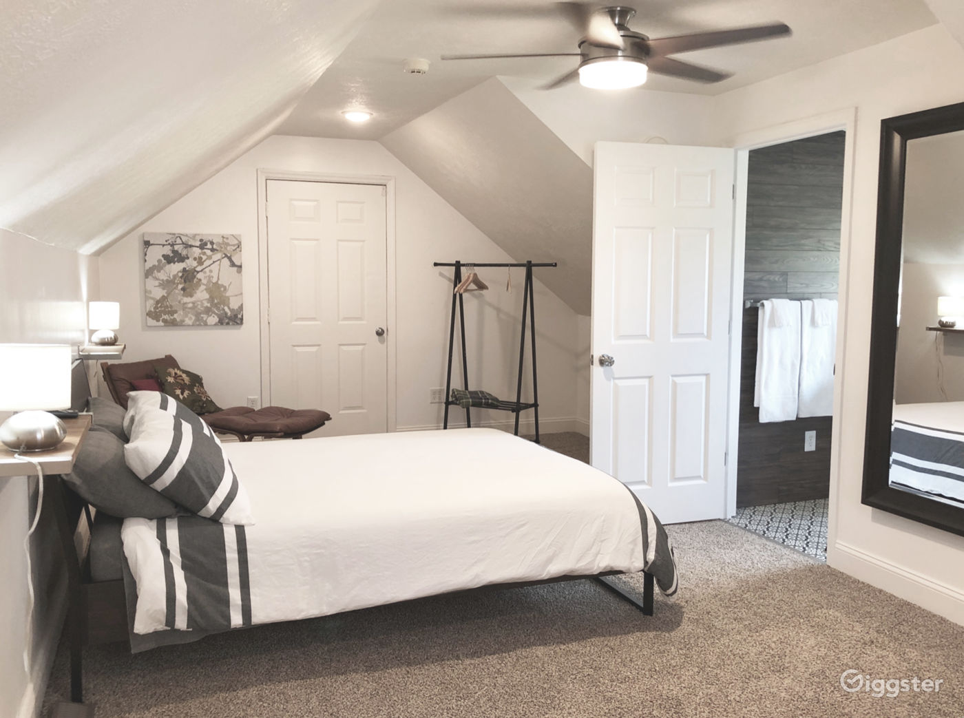 Adorable farm setting with open air barn/guesthous Rent this location on Giggster