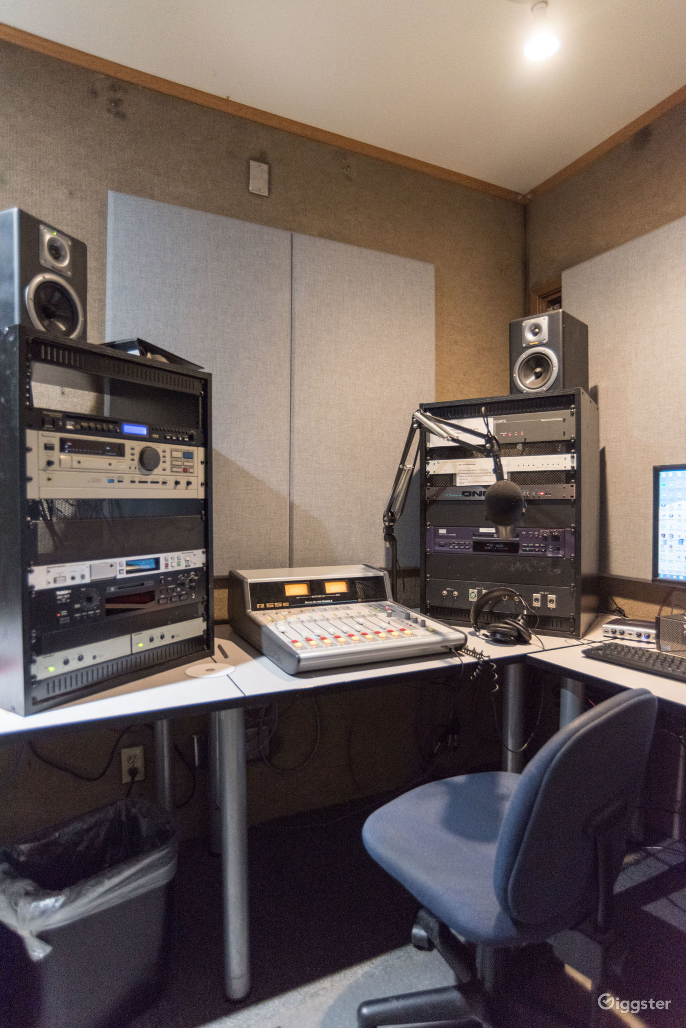 Large Historic Radio Station with all Amenities. Rent this location