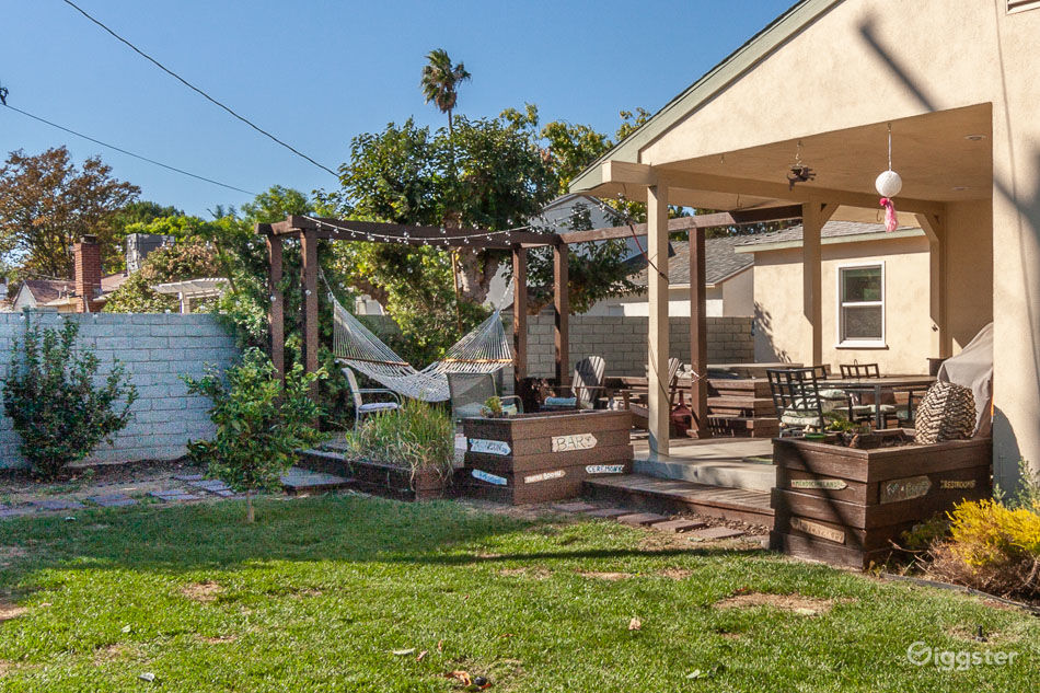 Lake Balboa Oasis Rent this location on Giggster