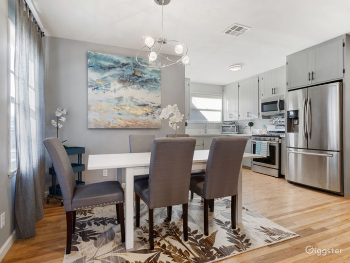 Traditional Home In Northridge/Sherwood Forest. Rent this location