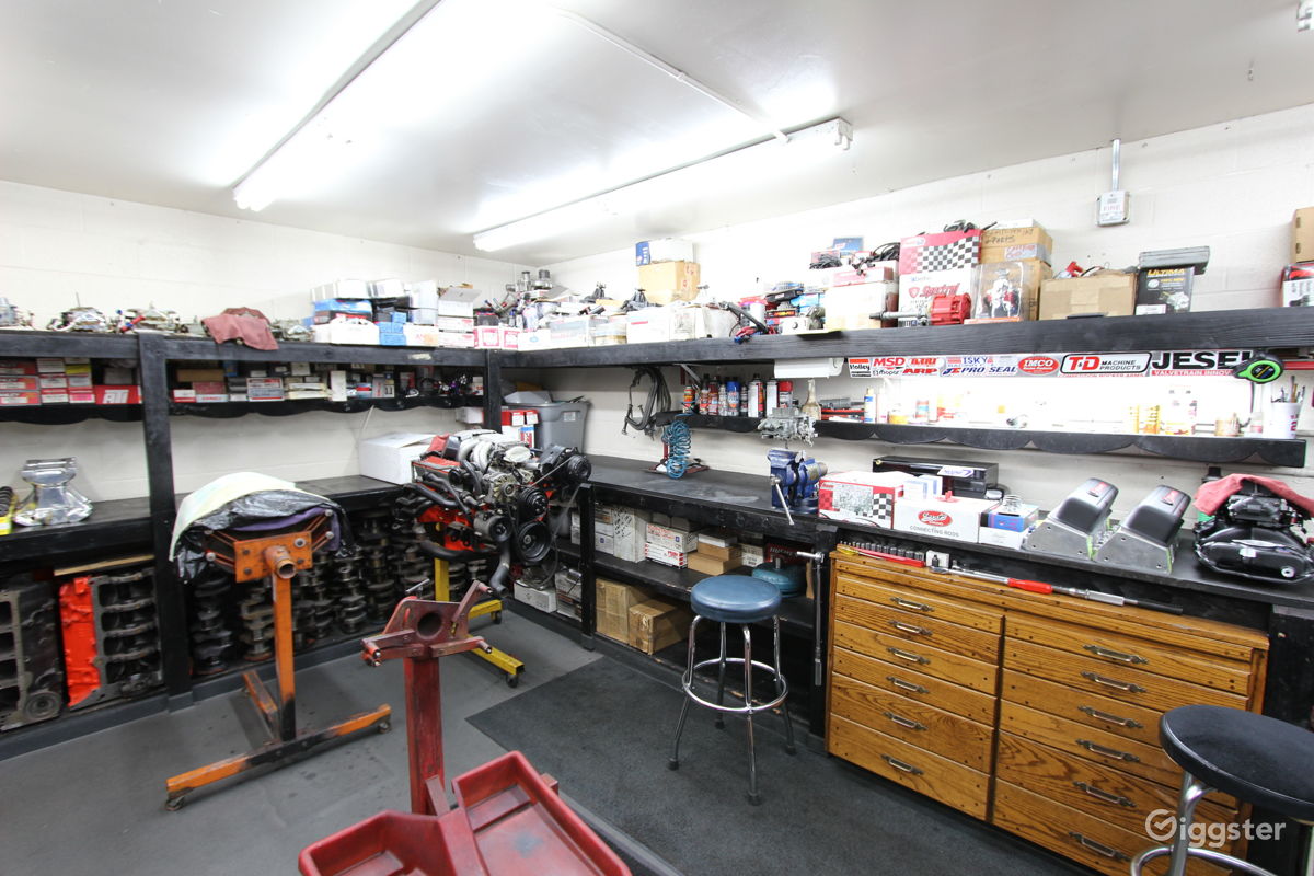 Muscle Car Garage Rent this location on Giggster