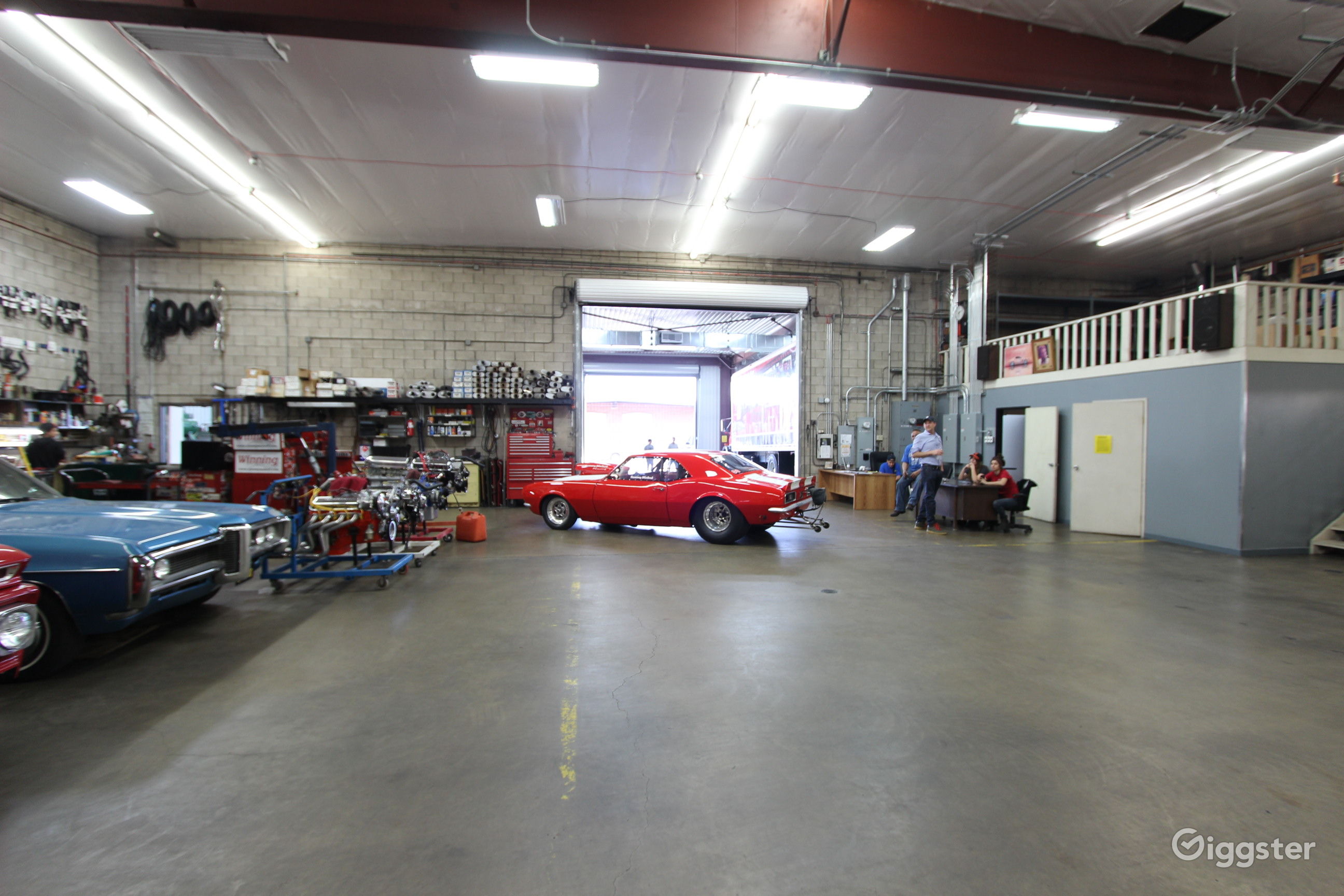 Muscle Car Garage Rent this location on Giggster