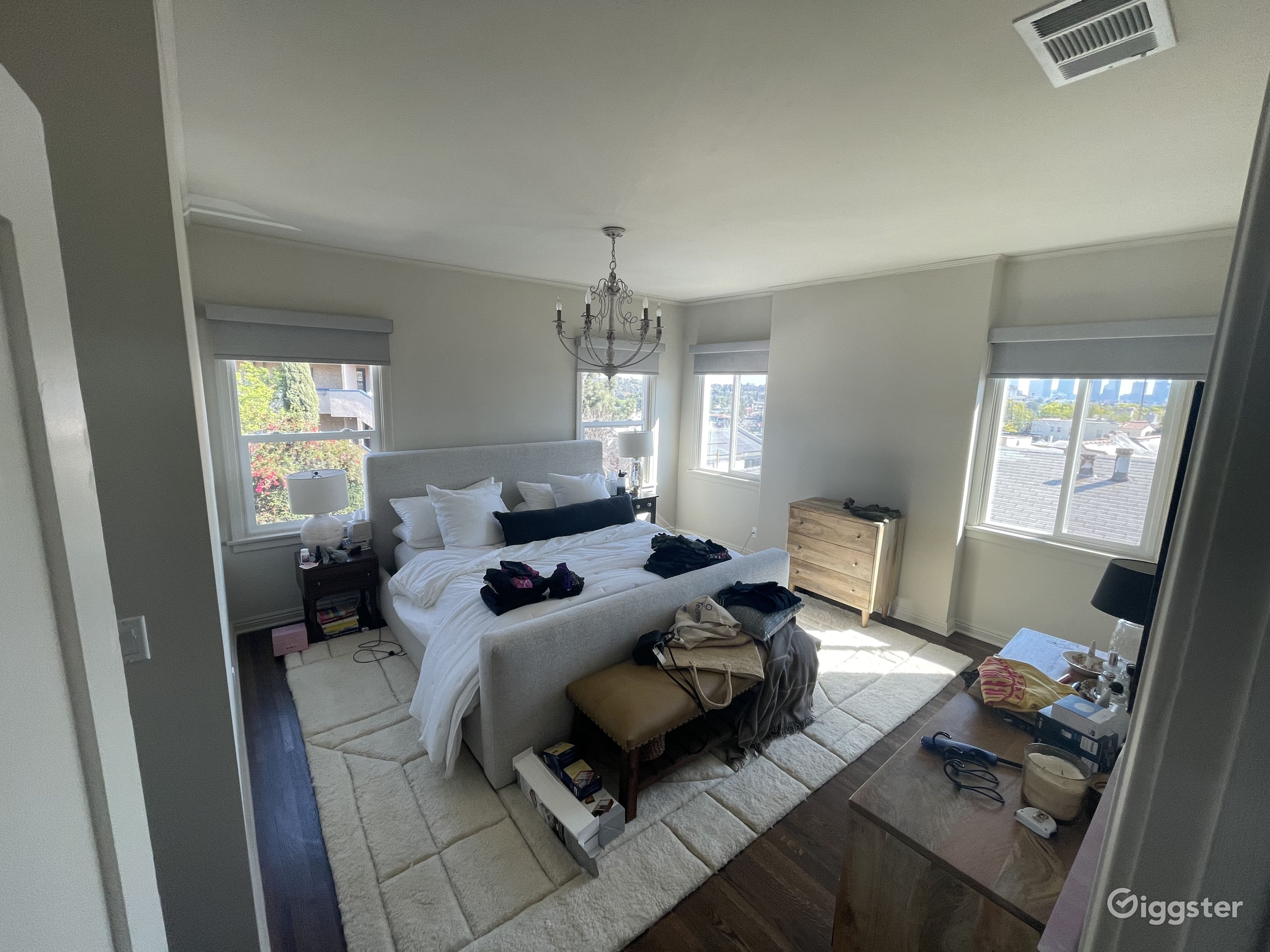 Silverlake Hideaway Rent this location on Giggster