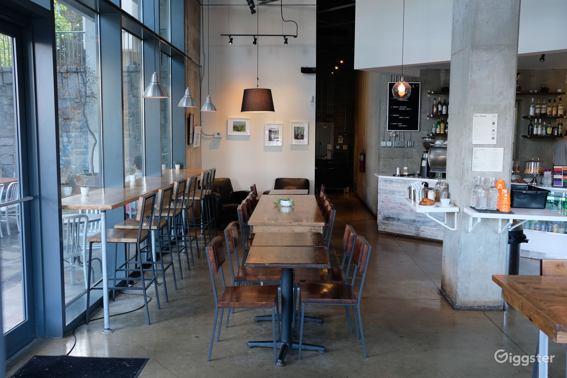 Spacious Modern Coffee Shop Rent this location on Giggster