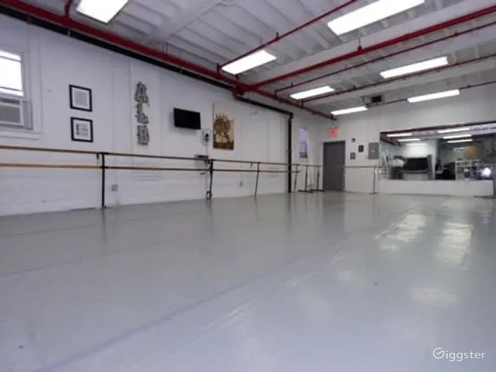 Airy and Bright Dance Studio in Union City, NJ Rent this location on