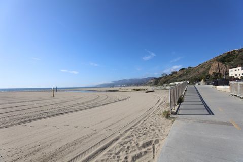 Will Rogers State Beach | Lifeguard Towers 17-18 Photo 61