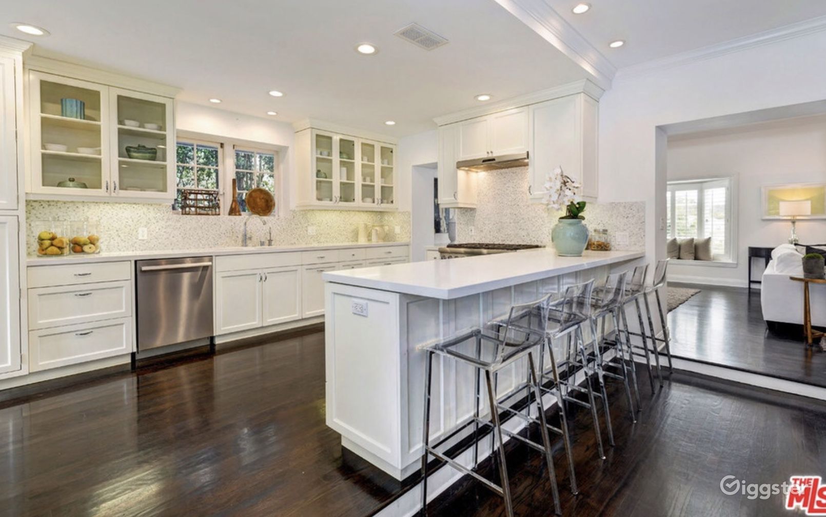 Perfect Cape Cod Americana in Cheviot Hills Rent this location on