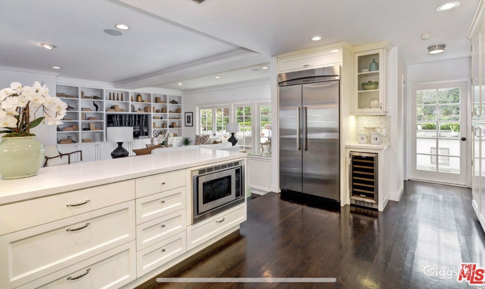 Perfect Cape Cod Americana in Cheviot Hills Rent this location on