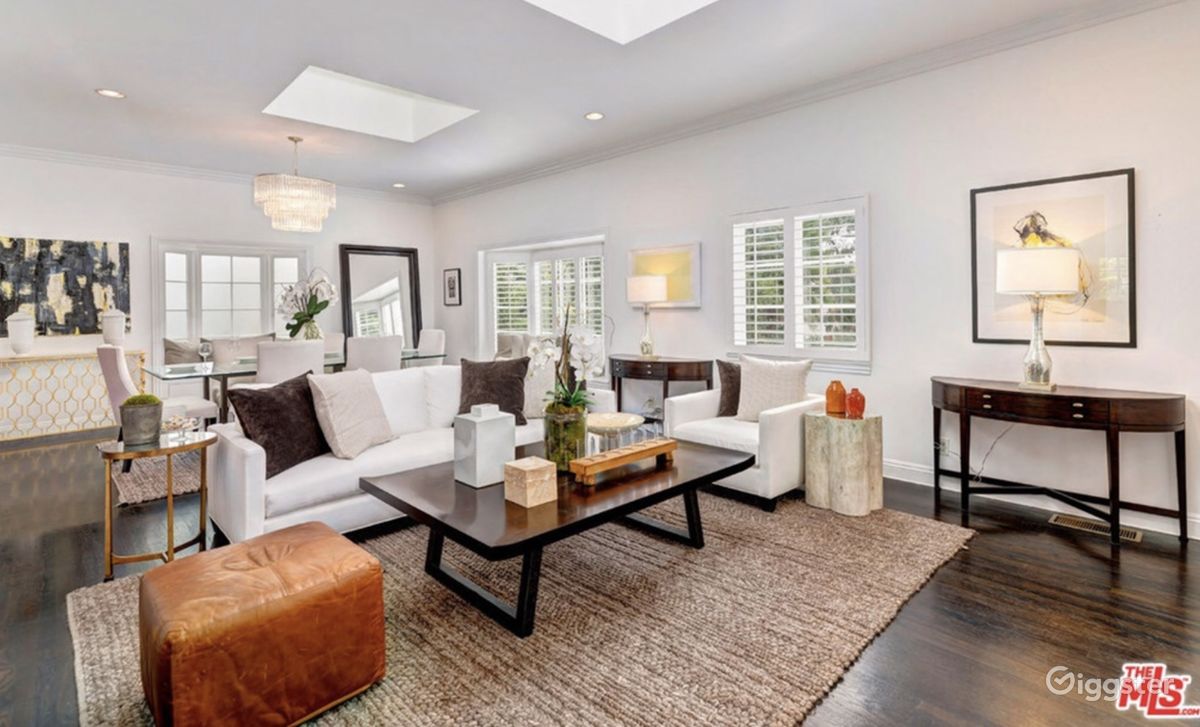 Perfect Cape Cod Americana in Cheviot Hills Rent this location on