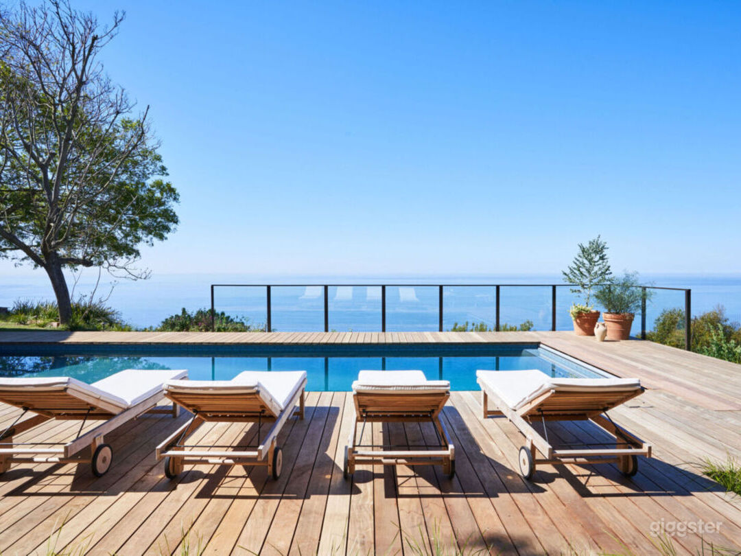 Rustic Charm with Panoramic Ocean Views Photo 3