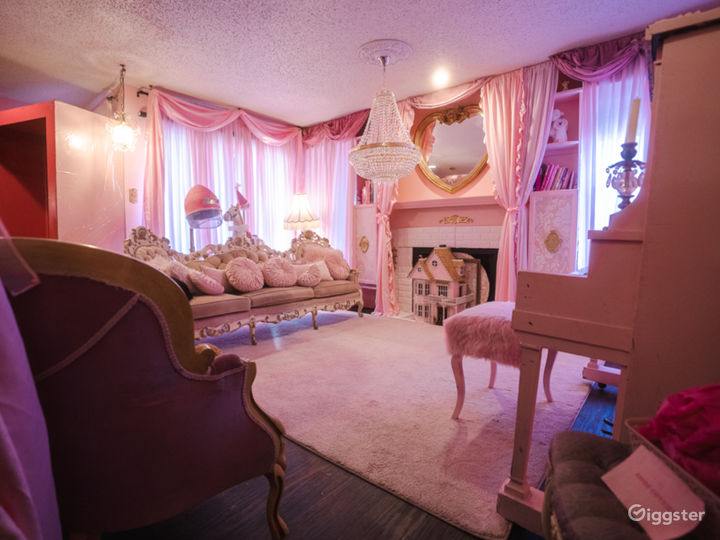 Romantic Victorian Vintage Glam Dollhouse Rent this location on Giggster