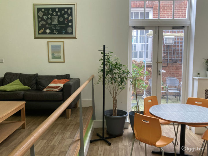 Cafe and Event Space in Bromley Rent this location on Giggster