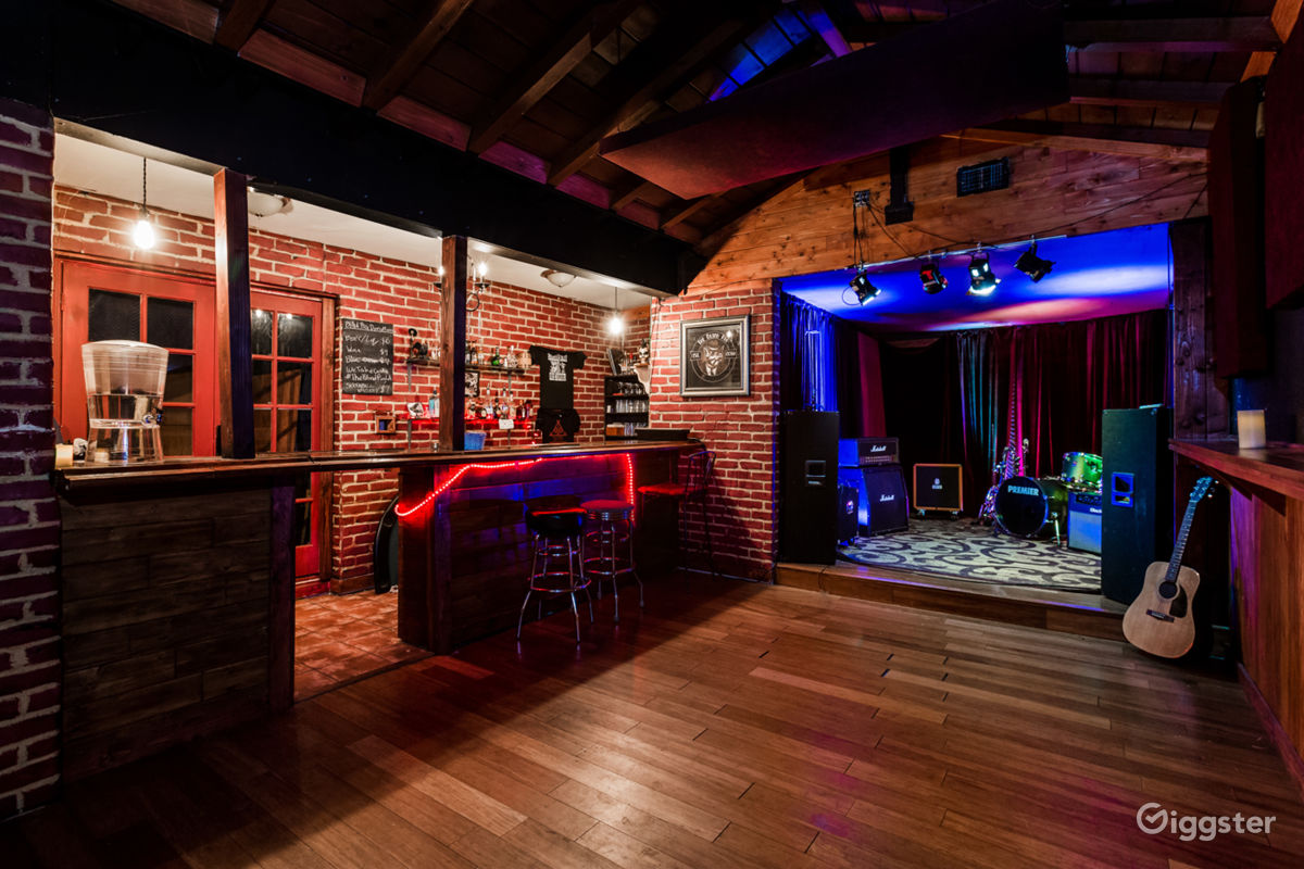 Production House With Recording Studio,bar,stage Rent this location